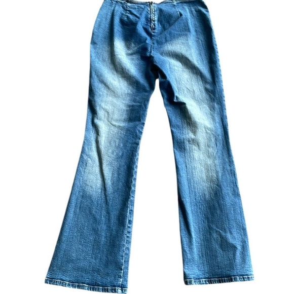 Joe Boxer Vintage Wide Leg Embroidered High Waisted Jeans - Picture 2 of 10